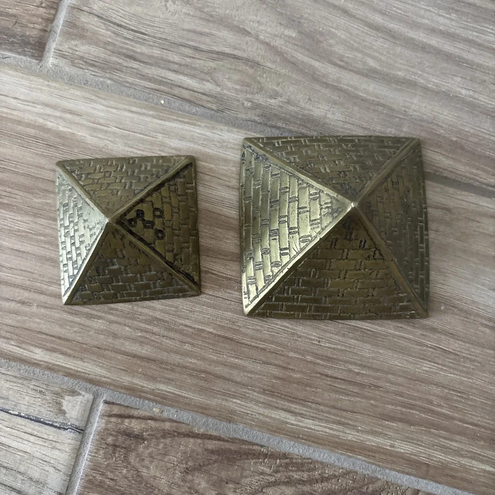 Set Of 2 Egyptian Pyramids Small Cast Brass Metal‎ Nesting Paperweights Vintage